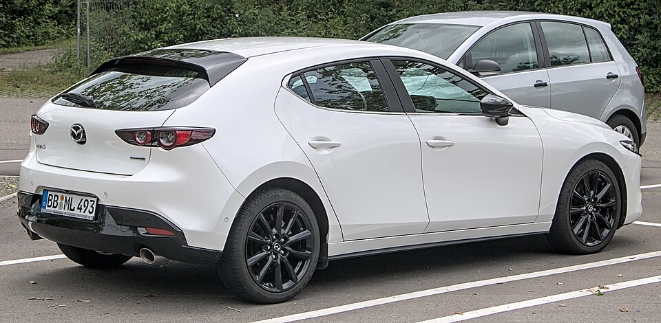 MAZDA3