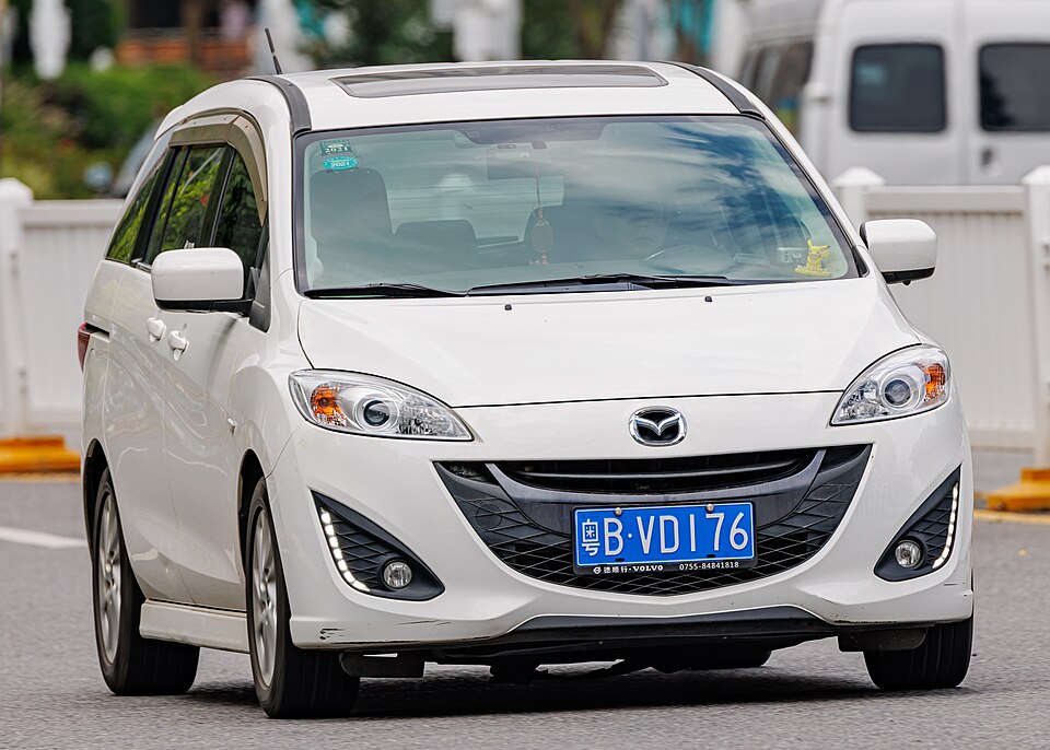 MAZDA5